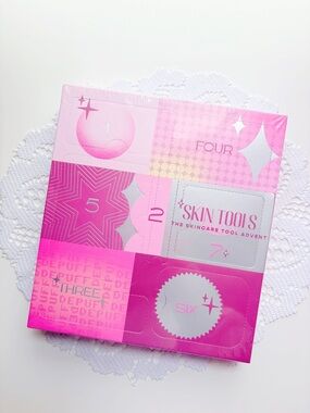 Pink Skincare Tool Advent Calendar 💖